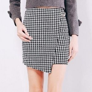 Houndstooth Skirt